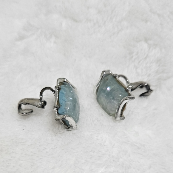 Vintage Coro earrings - Picture 4 of 8